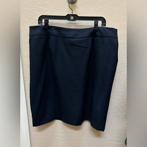 Calvin Klein Skirt. Navy. Size 16 W. Lined. Back zipper & vent. Great condition.